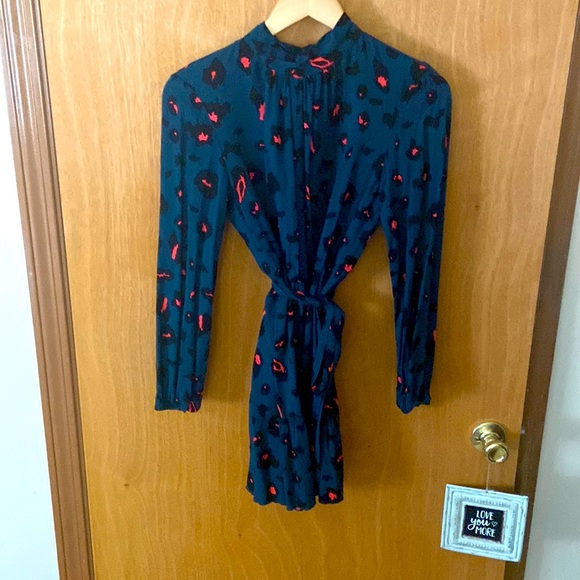 Small/Teal minidress w/ animal print 🥰 - Picture 1 of 3